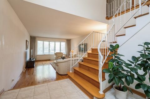 Tiny photo for 7245 N Kostner Avenue, Lincolnwood, IL 60712 (MLS # 12489407)
