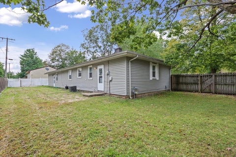 Tiny photo for 1802 PEACH Street, Champaign, IL 61820 (MLS # 12739625)