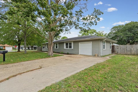 Tiny photo for 1802 PEACH Street, Champaign, IL 61820 (MLS # 12739625)