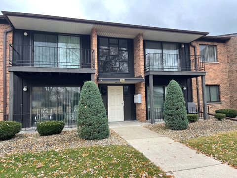 Photo of 22453 Pleasant Drive #13, Richton Park, IL 60471 (MLS # 12502243)