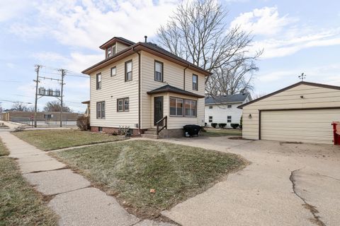 Tiny photo for 225 E Wells Street, Geneseo, IL 61254 (MLS # 12539867)