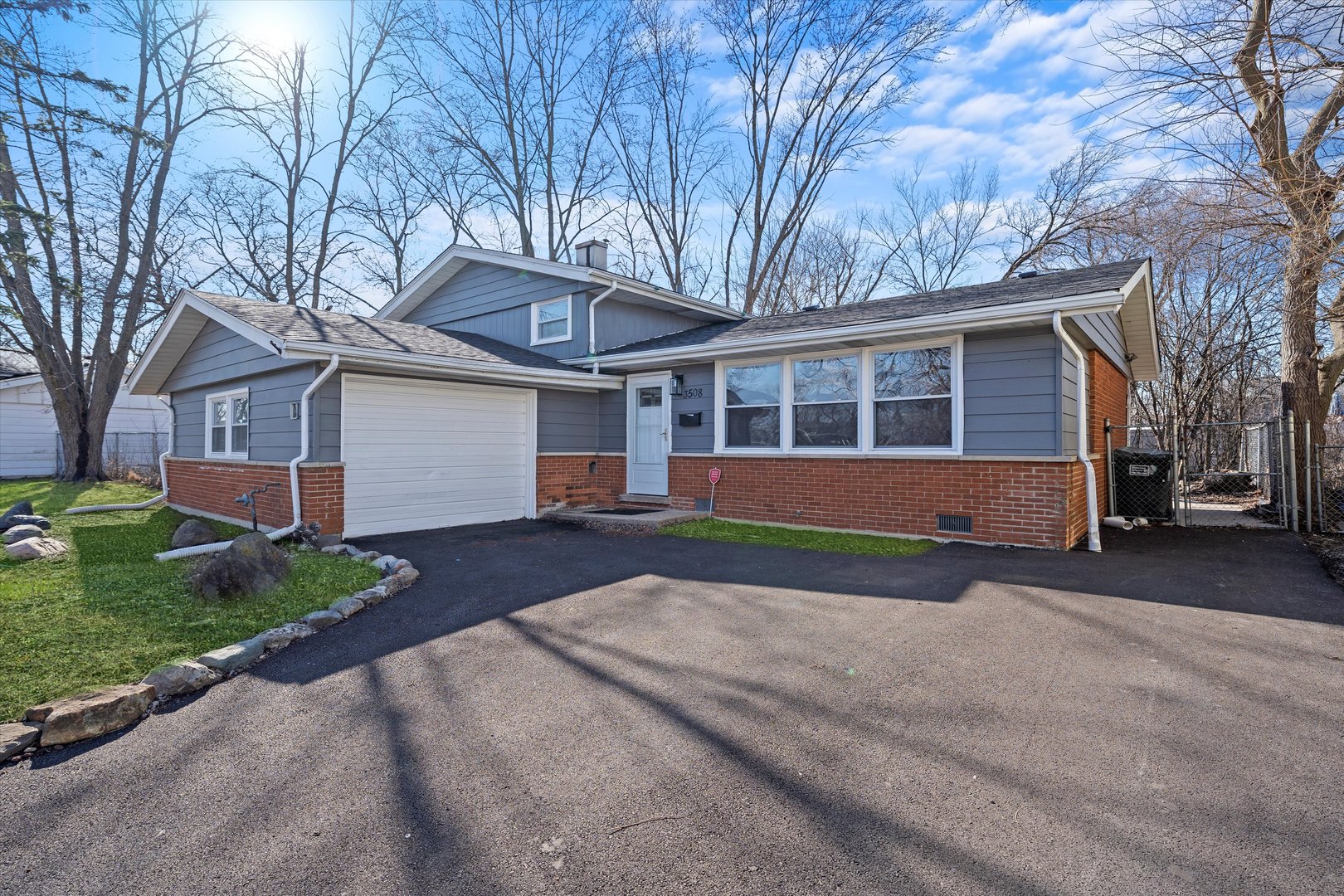 3508 Maple Lane