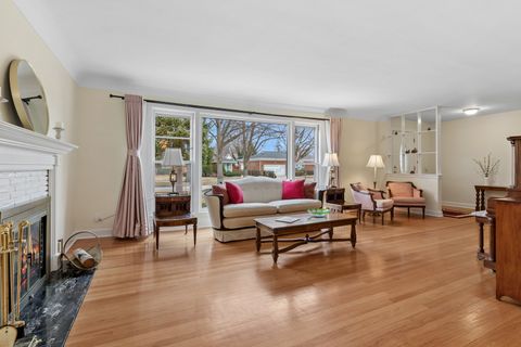 Tiny photo for 1430 Hoffman Avenue, Park Ridge, IL 60068 (MLS # 12578766)