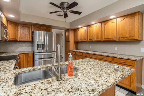 Tiny photo for 1605 S Eugene Lane, Marion, IL 62959 (MLS # EB458827)