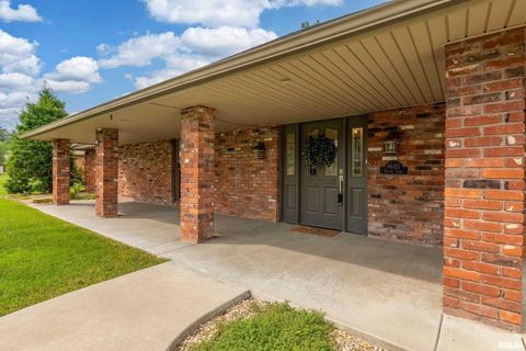 Tiny photo for 1605 S Eugene Lane, Marion, IL 62959 (MLS # EB458827)