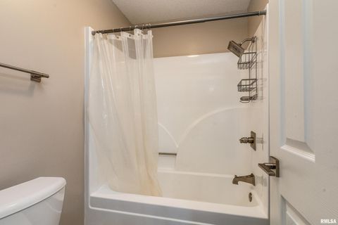 Tiny photo for 1605 S Eugene Lane, Marion, IL 62959 (MLS # EB458827)