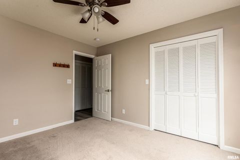 Tiny photo for 1605 S Eugene Lane, Marion, IL 62959 (MLS # EB458827)