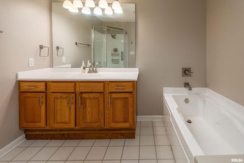 Tiny photo for 1605 S Eugene Lane, Marion, IL 62959 (MLS # EB458827)