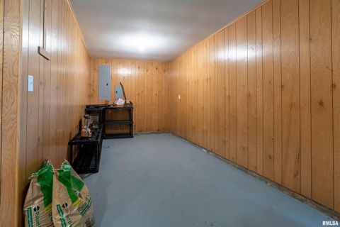 Tiny photo for 1605 S Eugene Lane, Marion, IL 62959 (MLS # EB458827)