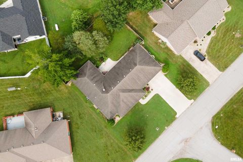 Tiny photo for 1605 S Eugene Lane, Marion, IL 62959 (MLS # EB458827)