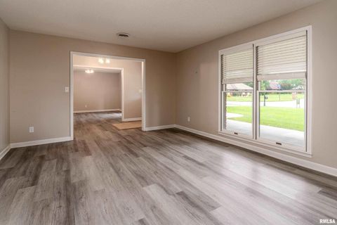 Tiny photo for 1605 S Eugene Lane, Marion, IL 62959 (MLS # EB458827)