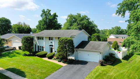 Tiny photo for 6104 Westgate Court, Woodridge, IL 60517 (MLS # 12711572)