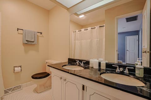 Tiny photo for 6104 Westgate Court, Woodridge, IL 60517 (MLS # 12711572)