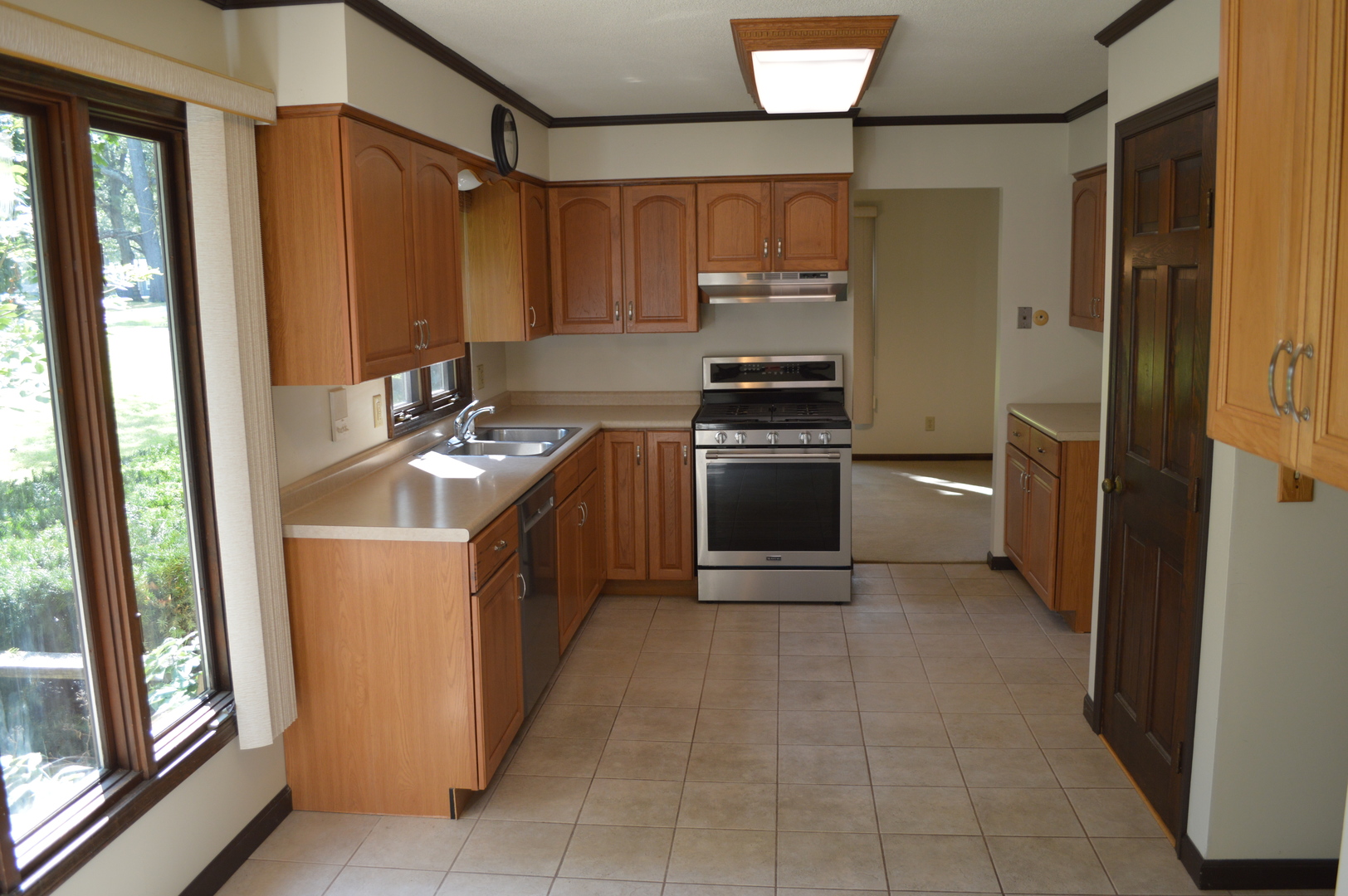 1701 Woodcrest Drive