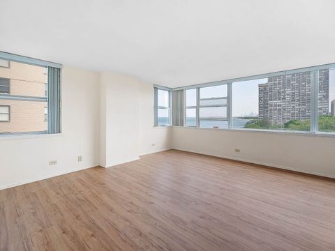 Tiny photo for 6301 N Sheridan Road #7G, Chicago, IL 60660 (MLS # 12385226)