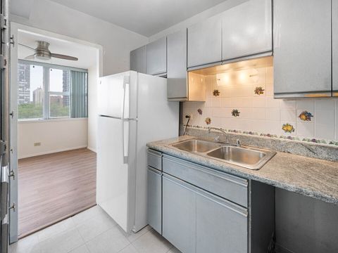 Tiny photo for 6301 N Sheridan Road #7G, Chicago, IL 60660 (MLS # 12385226)