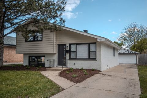 Tiny photo for 3925 168th Place, Country Club Hills, IL 60478 (MLS # 12642298)