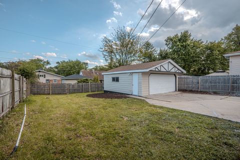 Tiny photo for 3925 168th Place, Country Club Hills, IL 60478 (MLS # 12642298)