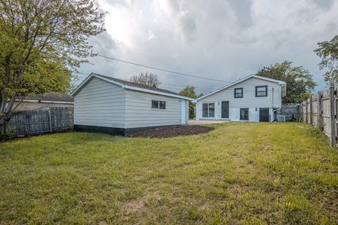 Tiny photo for 3925 168th Place, Country Club Hills, IL 60478 (MLS # 12642298)