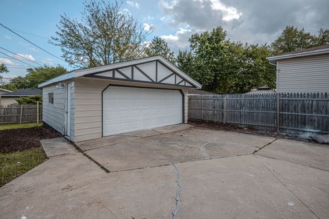 Tiny photo for 3925 168th Place, Country Club Hills, IL 60478 (MLS # 12642298)