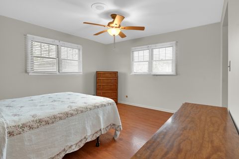 Tiny photo for 16563 Crescent Avenue, Tinley Park, IL 60477 (MLS # 12621961)