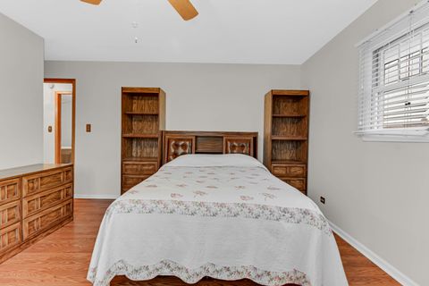 Tiny photo for 16563 Crescent Avenue, Tinley Park, IL 60477 (MLS # 12621961)