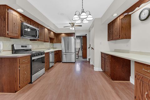 Tiny photo for 16563 Crescent Avenue, Tinley Park, IL 60477 (MLS # 12621961)