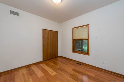 Tiny photo for 3748 Creekside Court, Winthrop Harbor, IL 60096 (MLS # 12759400)