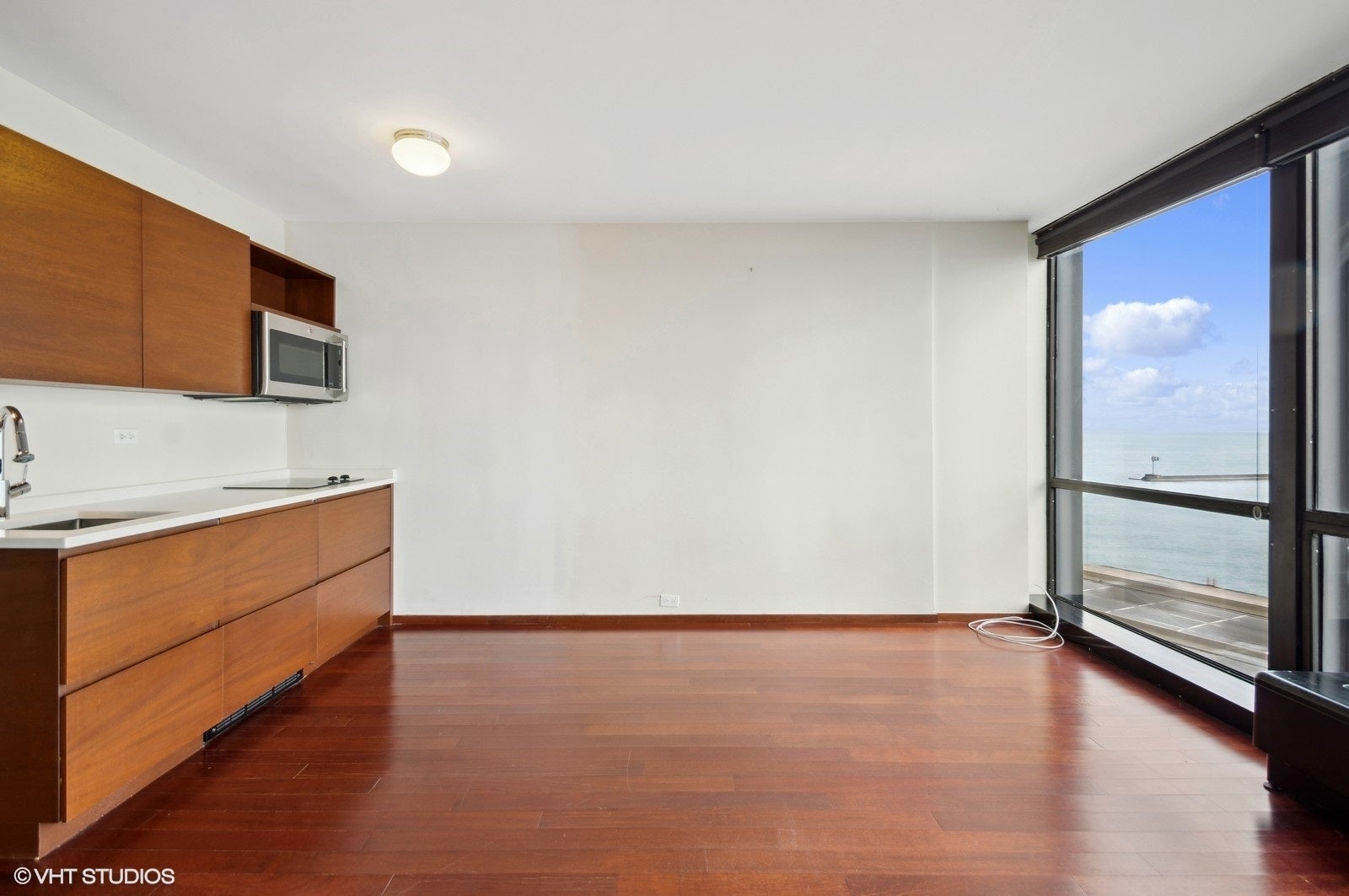 900 N Lake Shore Drive 514