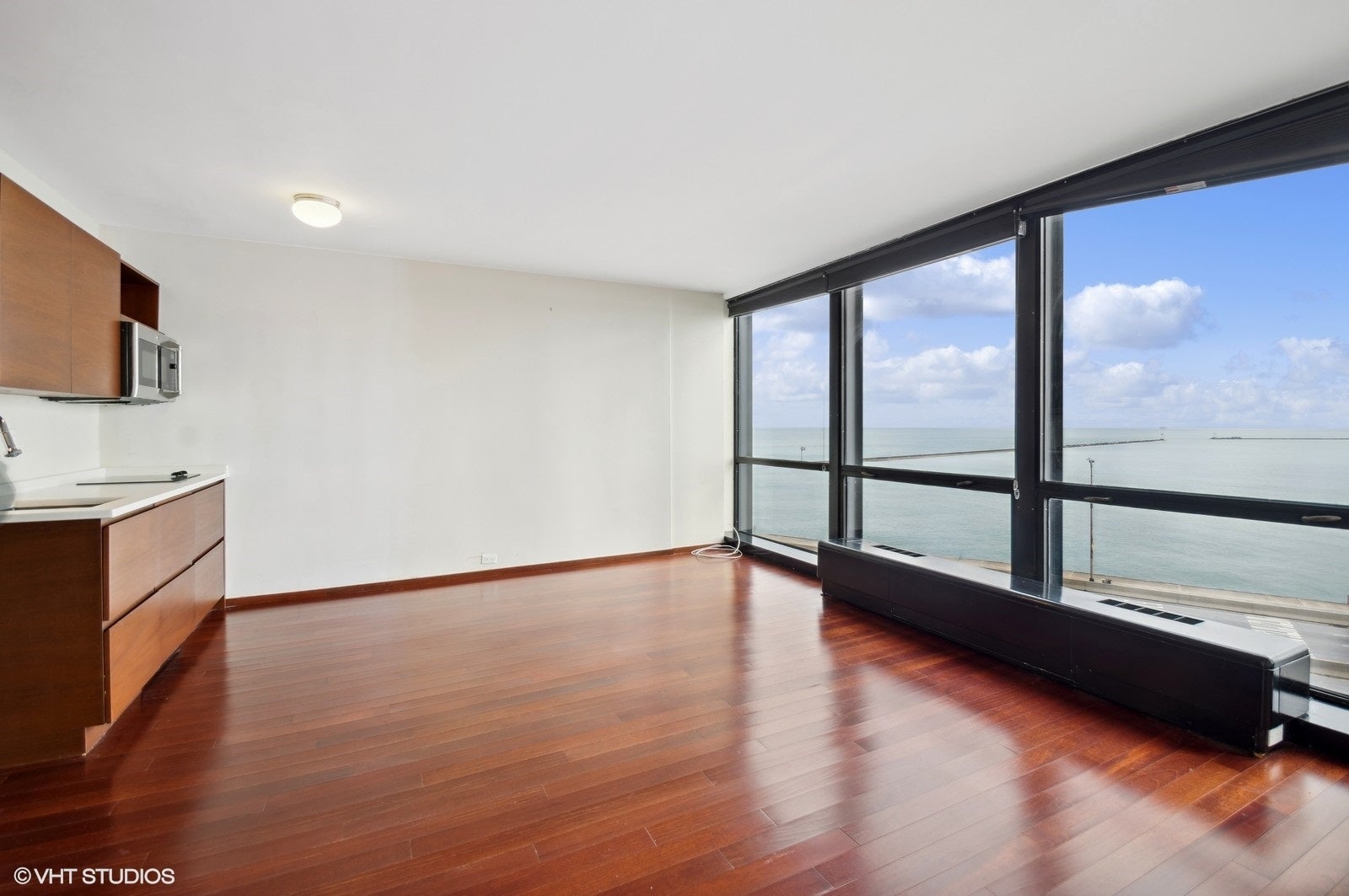 900 N Lake Shore Drive 514