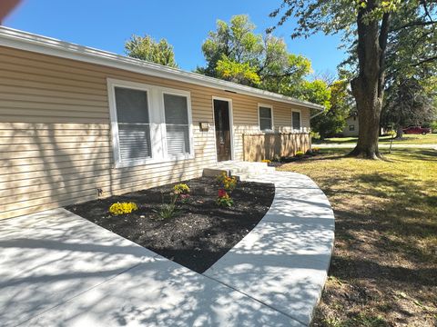 Tiny photo for 4016 Dempster Avenue, Rockford, IL 61108 (MLS # 12520185)