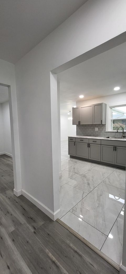 Tiny photo for 4016 Dempster Avenue, Rockford, IL 61108 (MLS # 12520185)