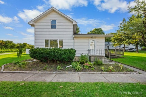 Photo of 163 Wahlgren Avenue, Hinckley, IL 60520 (MLS # 12770463)