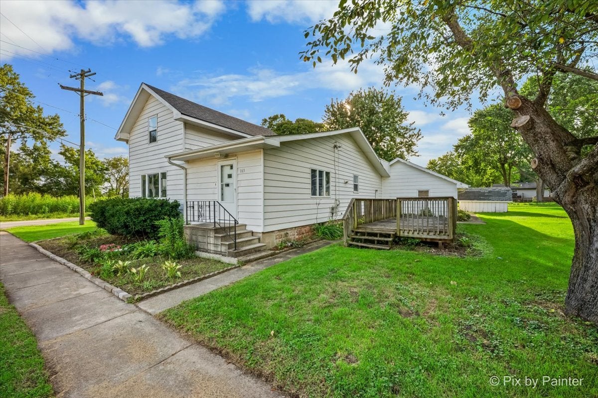 163 Wahlgren Avenue
