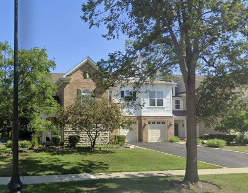 1361 Scarboro Road 404