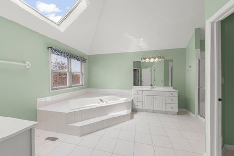 Tiny photo for 3748 Sunburst Lane, Naperville, IL 60564 (MLS # 12638221)