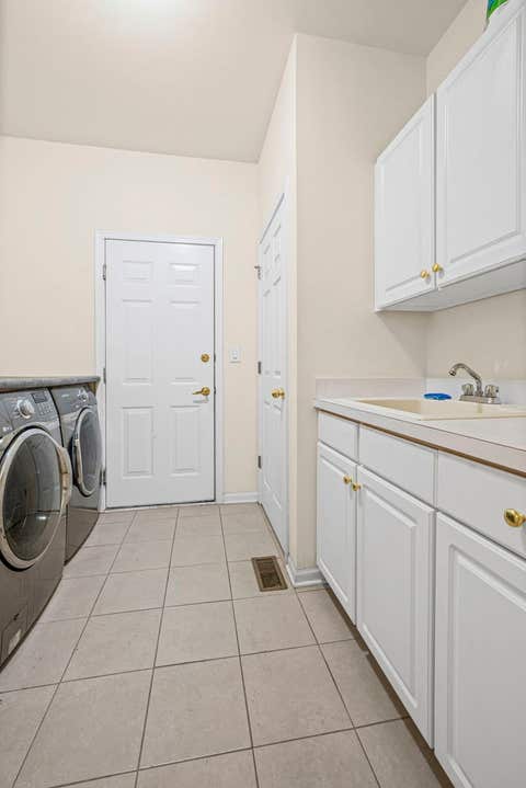 Tiny photo for 2188 Avalon Drive, Buffalo Grove, IL 60089 (MLS # 12734916)