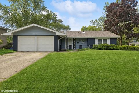 A home in Glen Ellyn