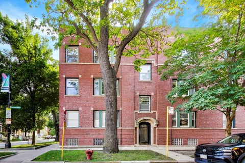 Photo of 3557 N Hamilton Avenue #3, Chicago, IL 60618 (MLS # 12747350)