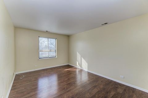 Tiny photo for 830 Elder Road #B303, Homewood, IL 60430 (MLS # 12549129)