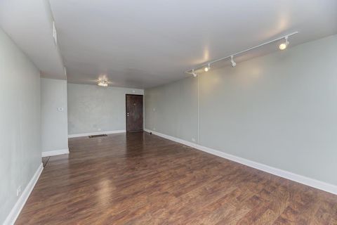 Tiny photo for 830 Elder Road #B303, Homewood, IL 60430 (MLS # 12549129)