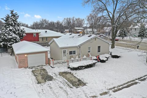 Tiny photo for 9154 Ridgeland Avenue, Oak Lawn, IL 60453 (MLS # 12524869)