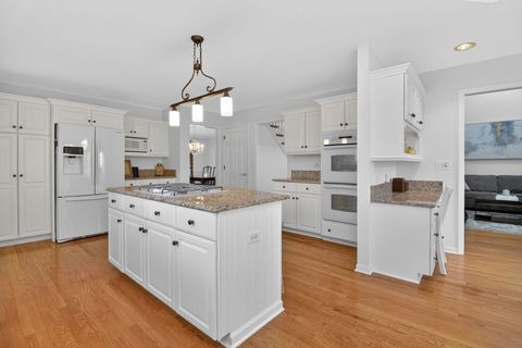 Tiny photo for 915 Rock Spring Road, Naperville, IL 60565 (MLS # 12616110)
