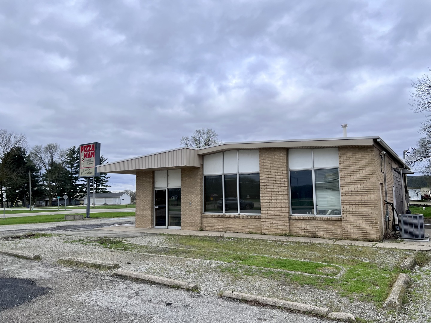 2578 E US HWY 36
