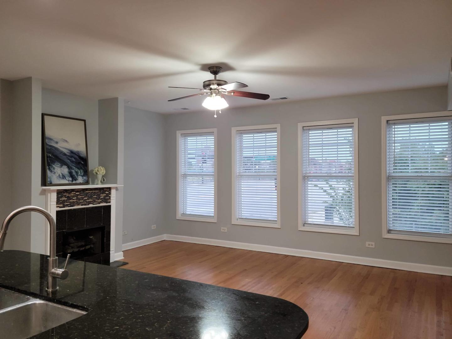 2355 W CONGRESS Parkway 2