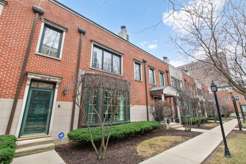 Photo of 1437 S Prairie Avenue #D, Chicago, IL 60605 (MLS # 12594793)