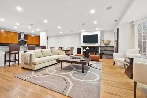 Tiny photo for 1437 S Prairie Avenue #D, Chicago, IL 60605 (MLS # 12594793)