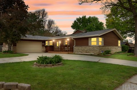 Photo of 106 Sherwood Drive, Cary, IL 60013 (MLS # 12645817)