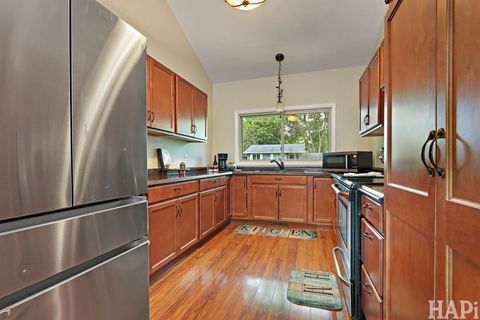 Tiny photo for 106 Sherwood Drive, Cary, IL 60013 (MLS # 12645817)