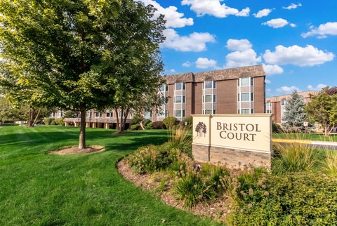 Tiny photo for 400 Ascot Drive #3E, Park Ridge, IL 60068 (MLS # 12784839)